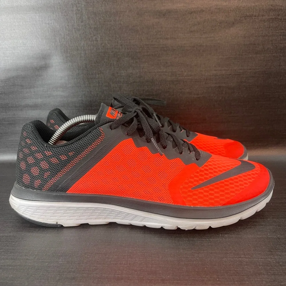Nike FS Lite Run 3 Men Size 8.5 Bright Orange Red Black Running Shoes 807144-801